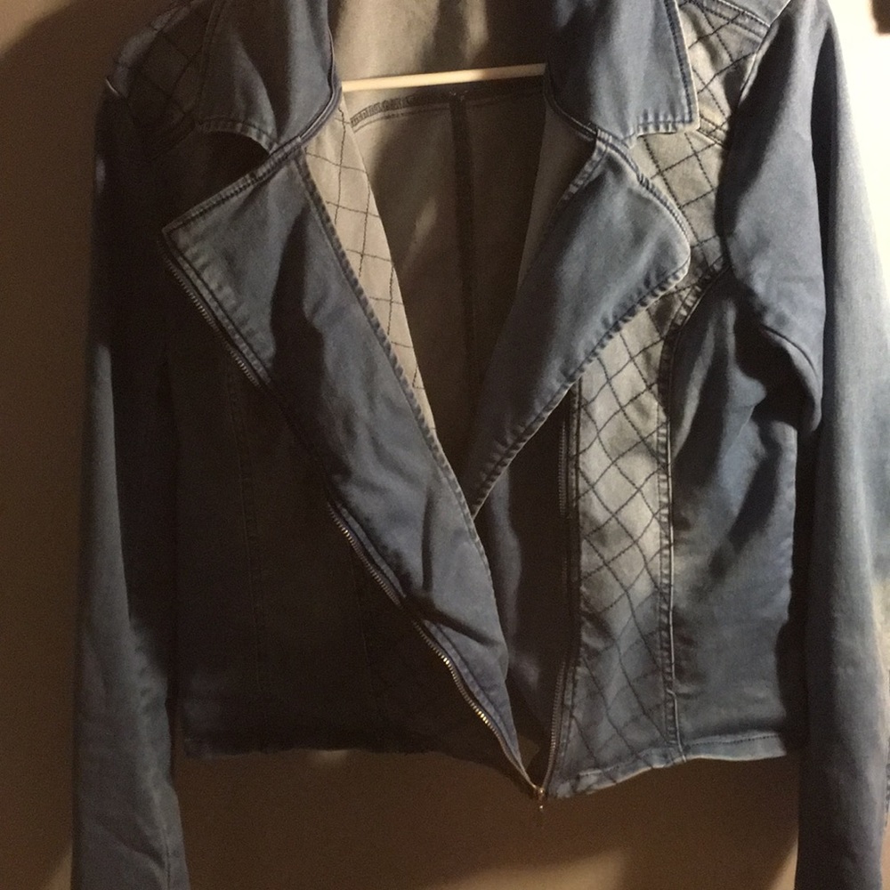 Jean jacket - Picture 3 of 3